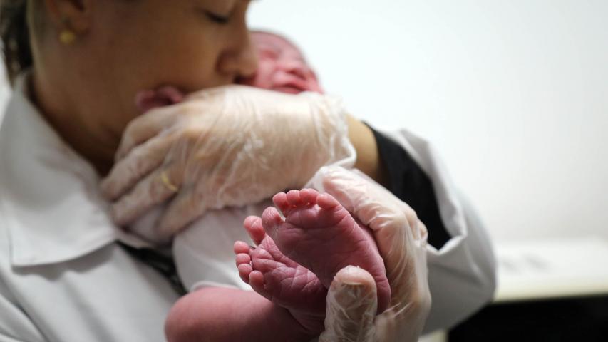 Governo do Paraná amplia apoio financeiro a maternidades de alto risco